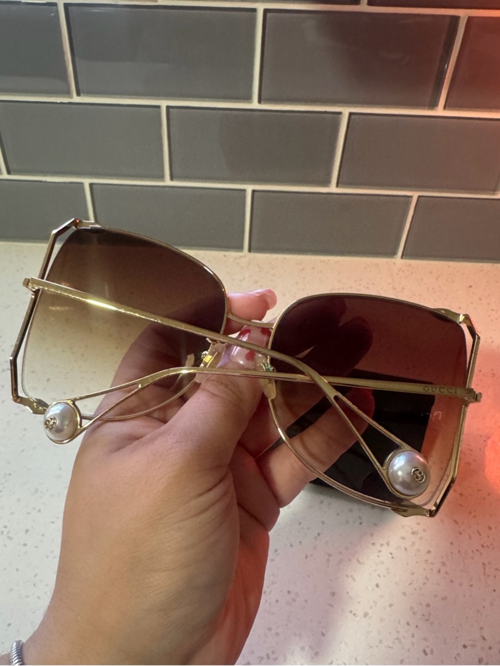 BIG SALE🫶🏻Gucci Gold Frame Gray Gradient Lens Women's Sunglasses - Picture 11 of 16